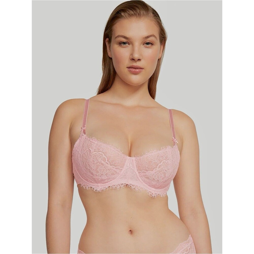 Victoria's Secret Dream Angels Wicked Unlined Blush Pink Lace Underwire Bra